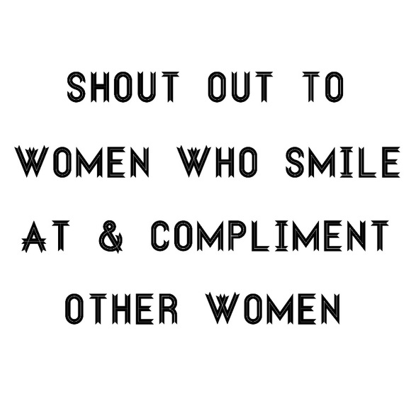 Meet your Posher, Denise - Picture 3 of 3